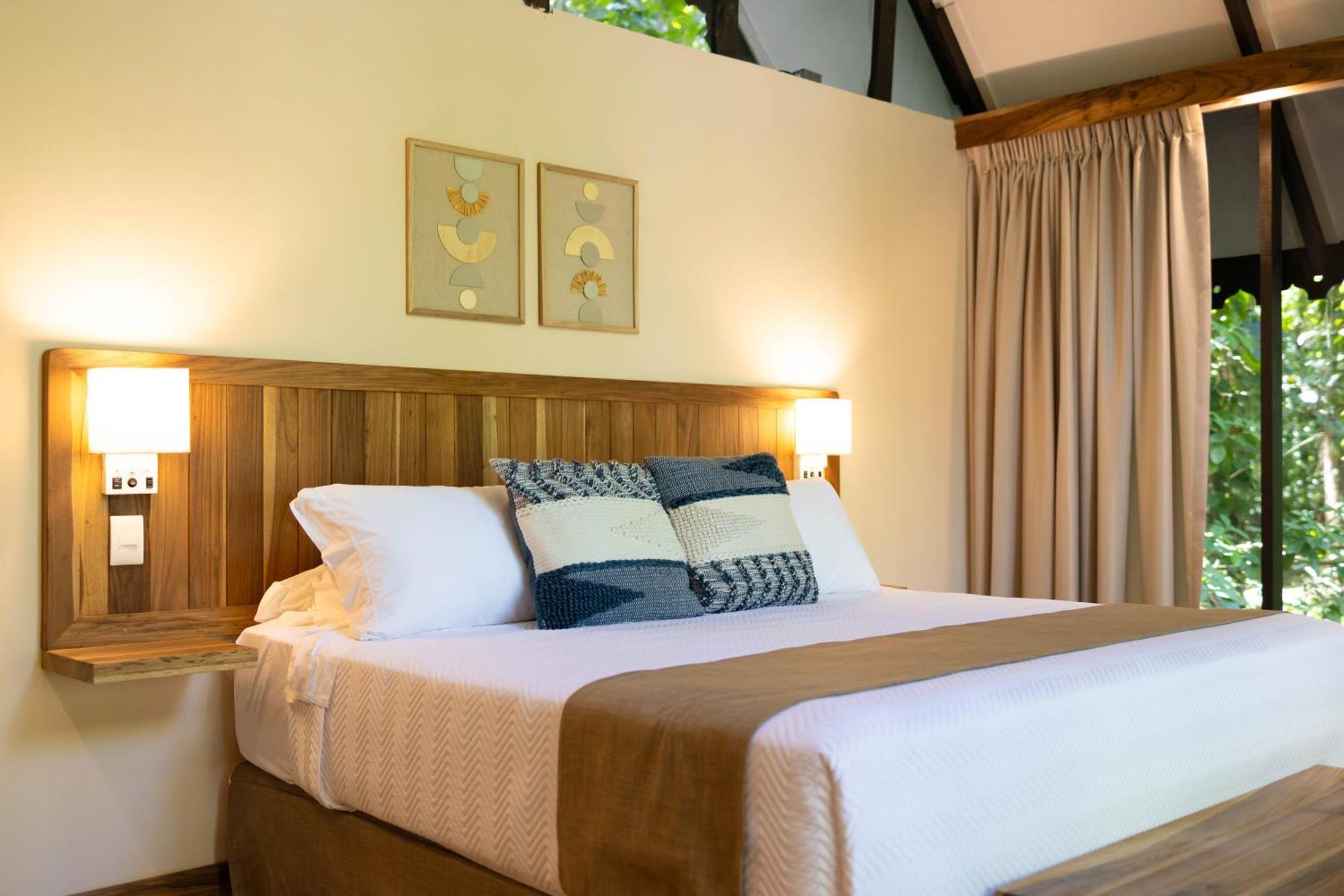 Almonds & Corals Boutique Hotel Puerto Viejo de Talamanca Екстериор снимка