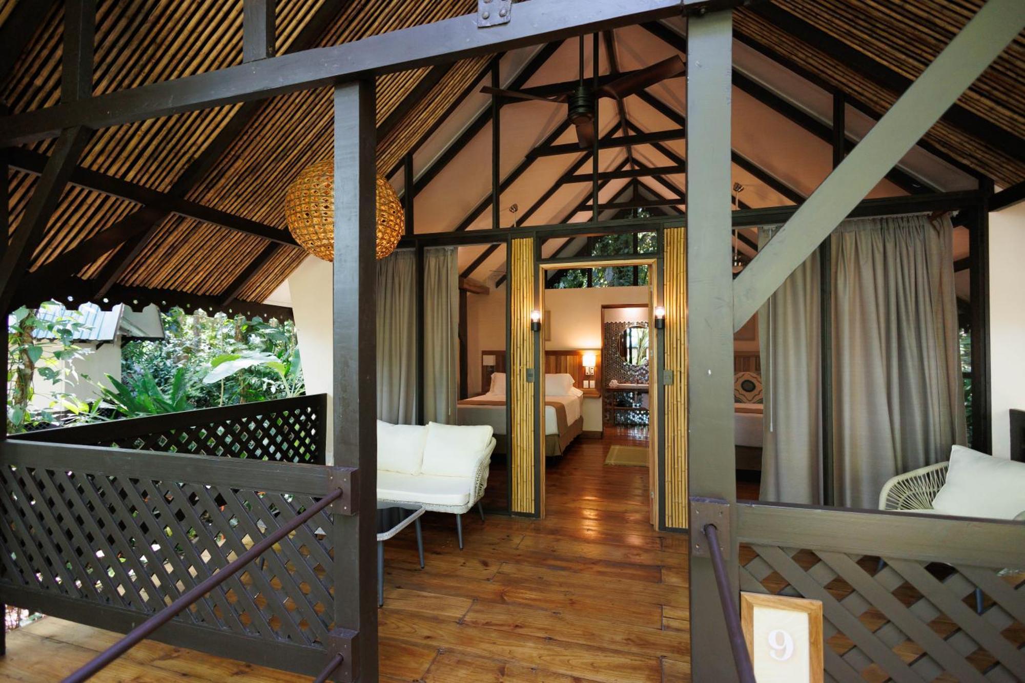 Almonds & Corals Boutique Hotel Puerto Viejo de Talamanca Екстериор снимка