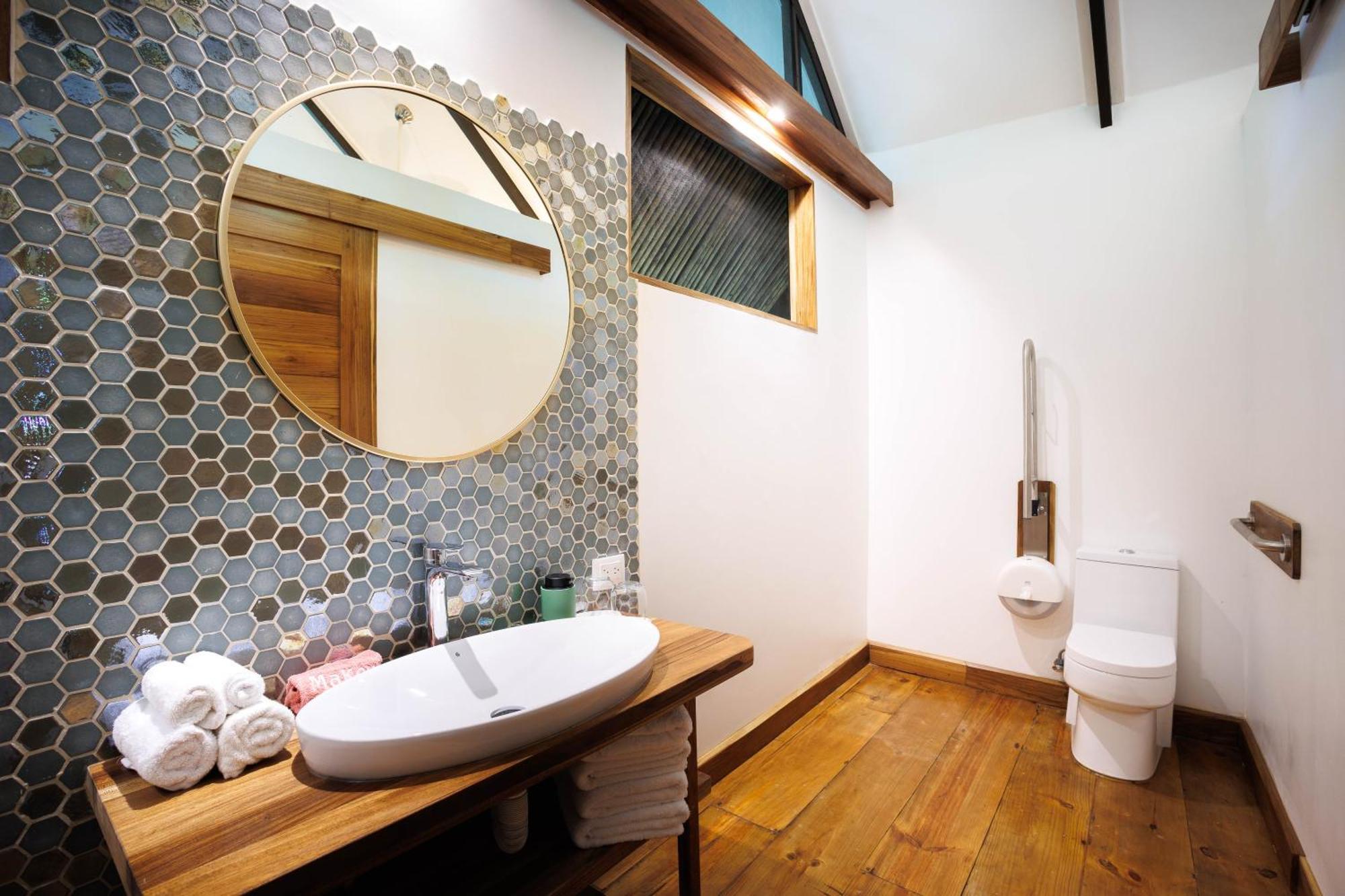 Almonds & Corals Boutique Hotel Puerto Viejo de Talamanca Екстериор снимка