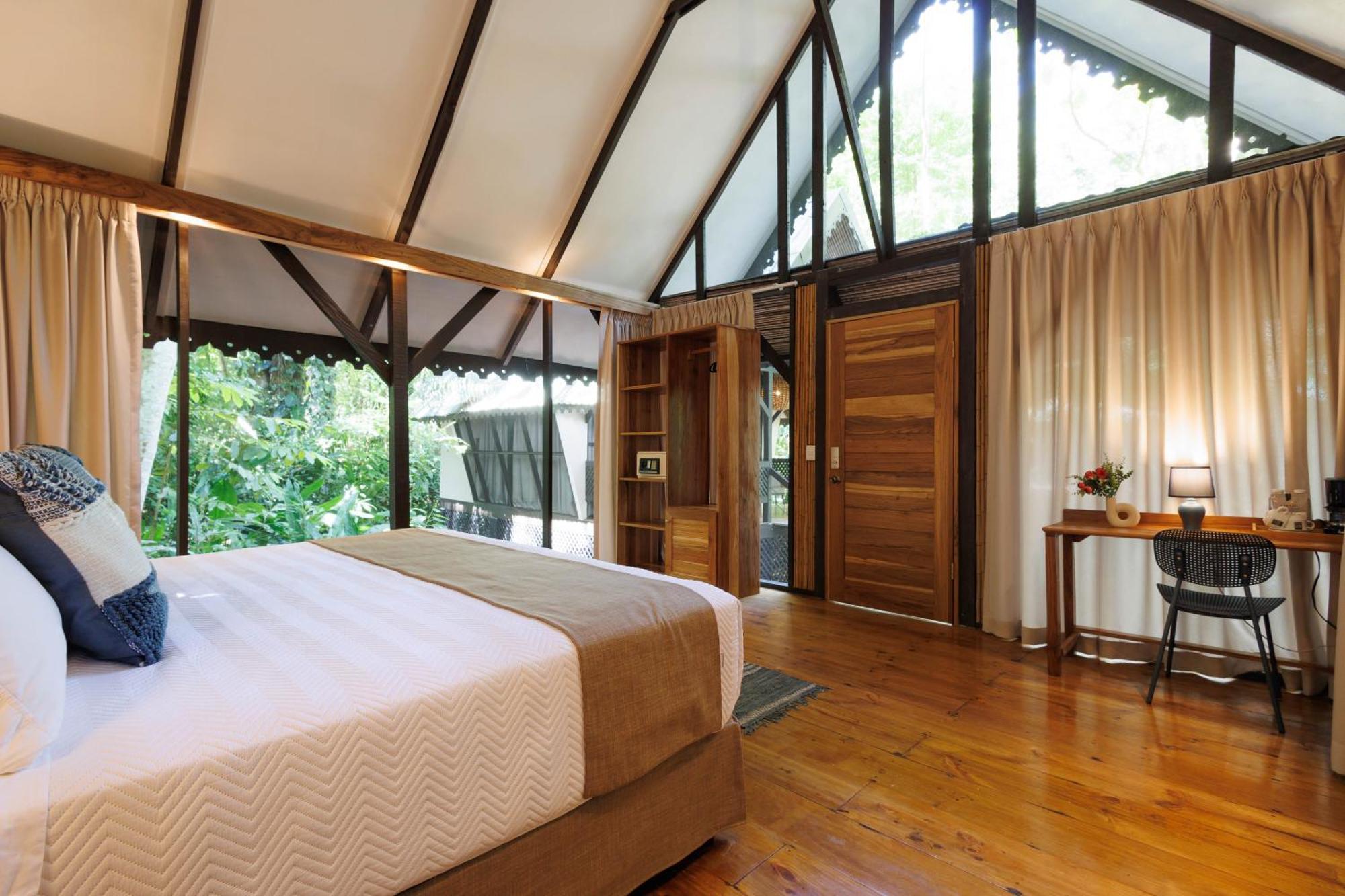 Almonds & Corals Boutique Hotel Puerto Viejo de Talamanca Екстериор снимка